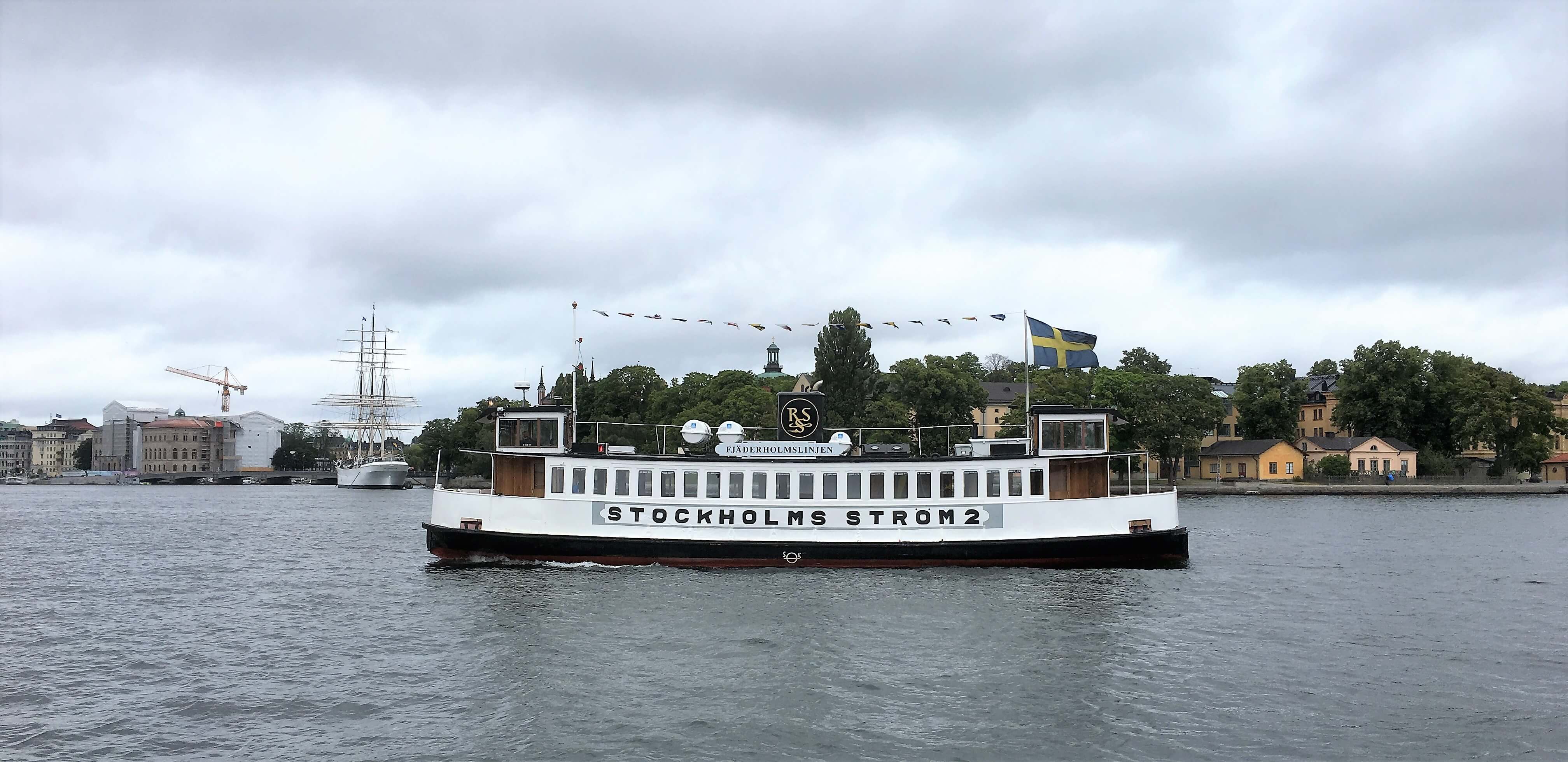 Le bateau c'est aussi un transport public à Stockholm