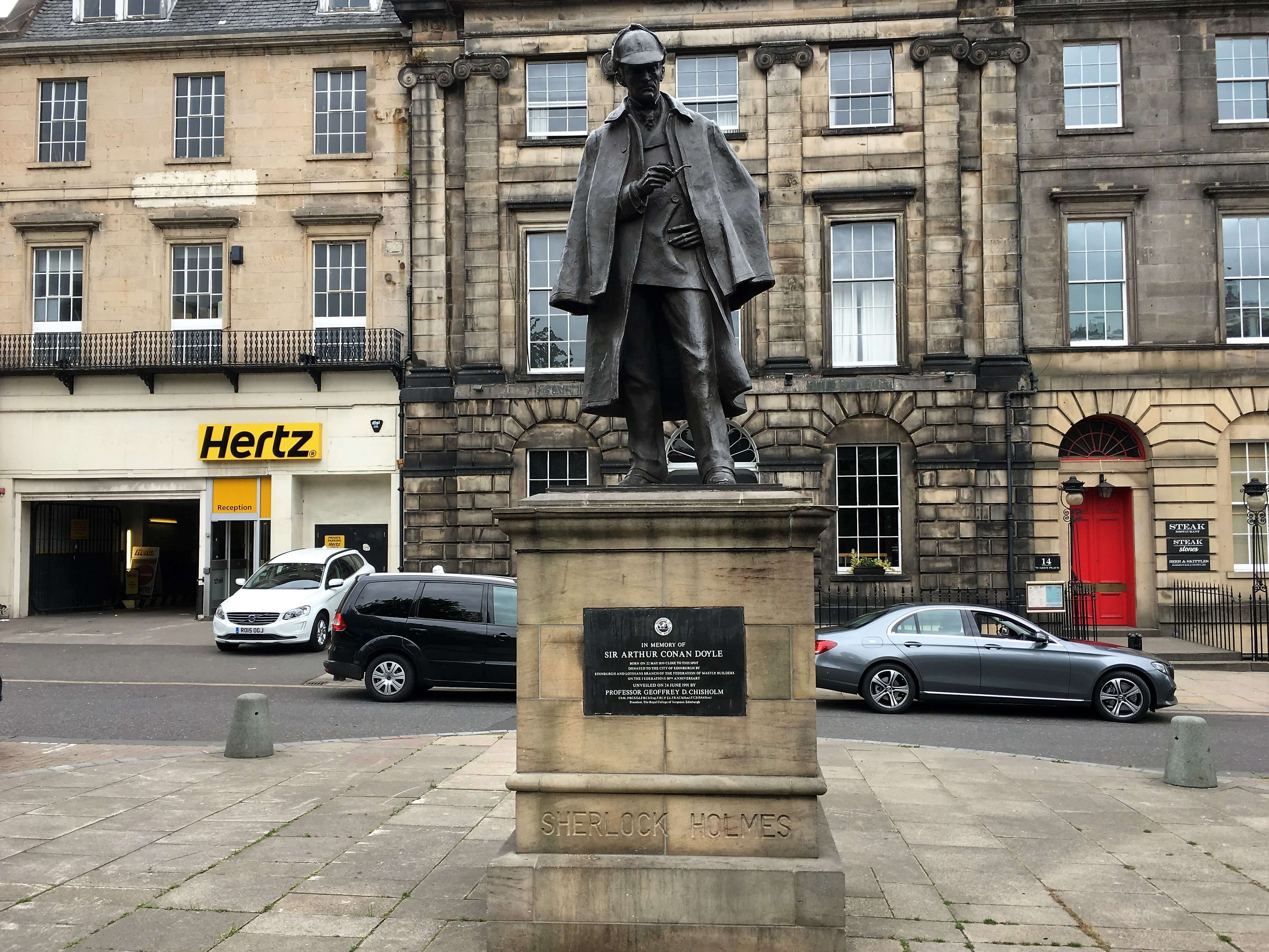 Statue de Sherlock Holmes à Edimbourg Ecosse