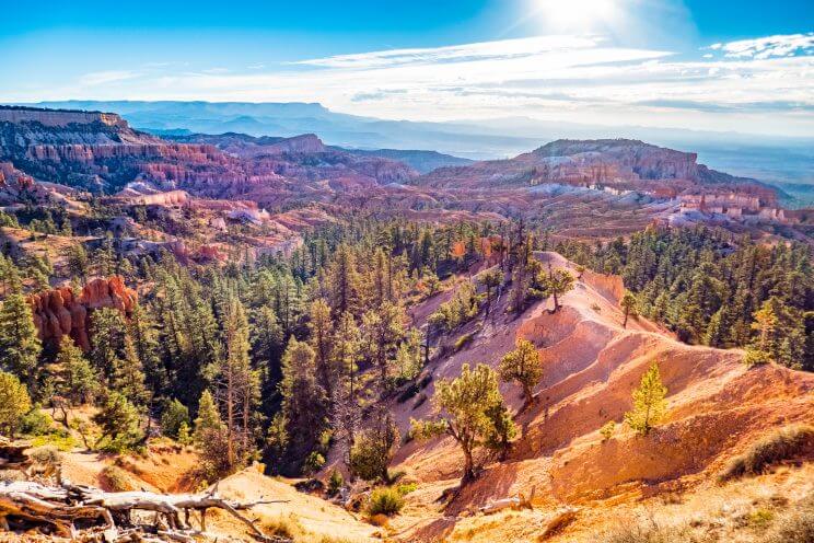 Vue sur Bryce Canyon et la région