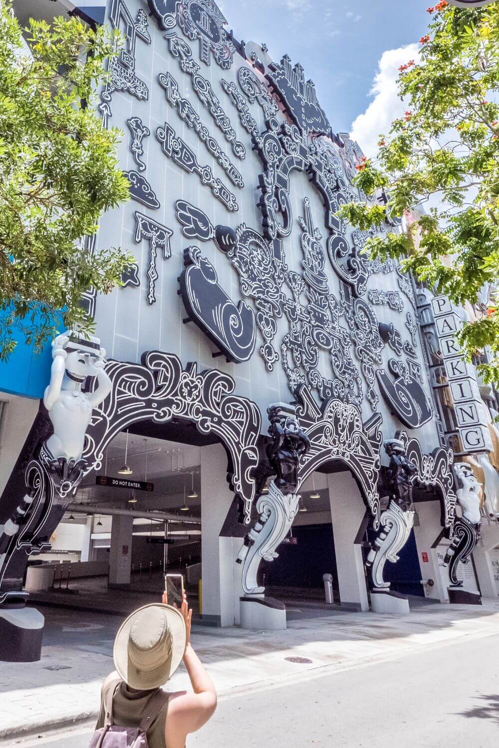 Façade parking Design District à Miami
