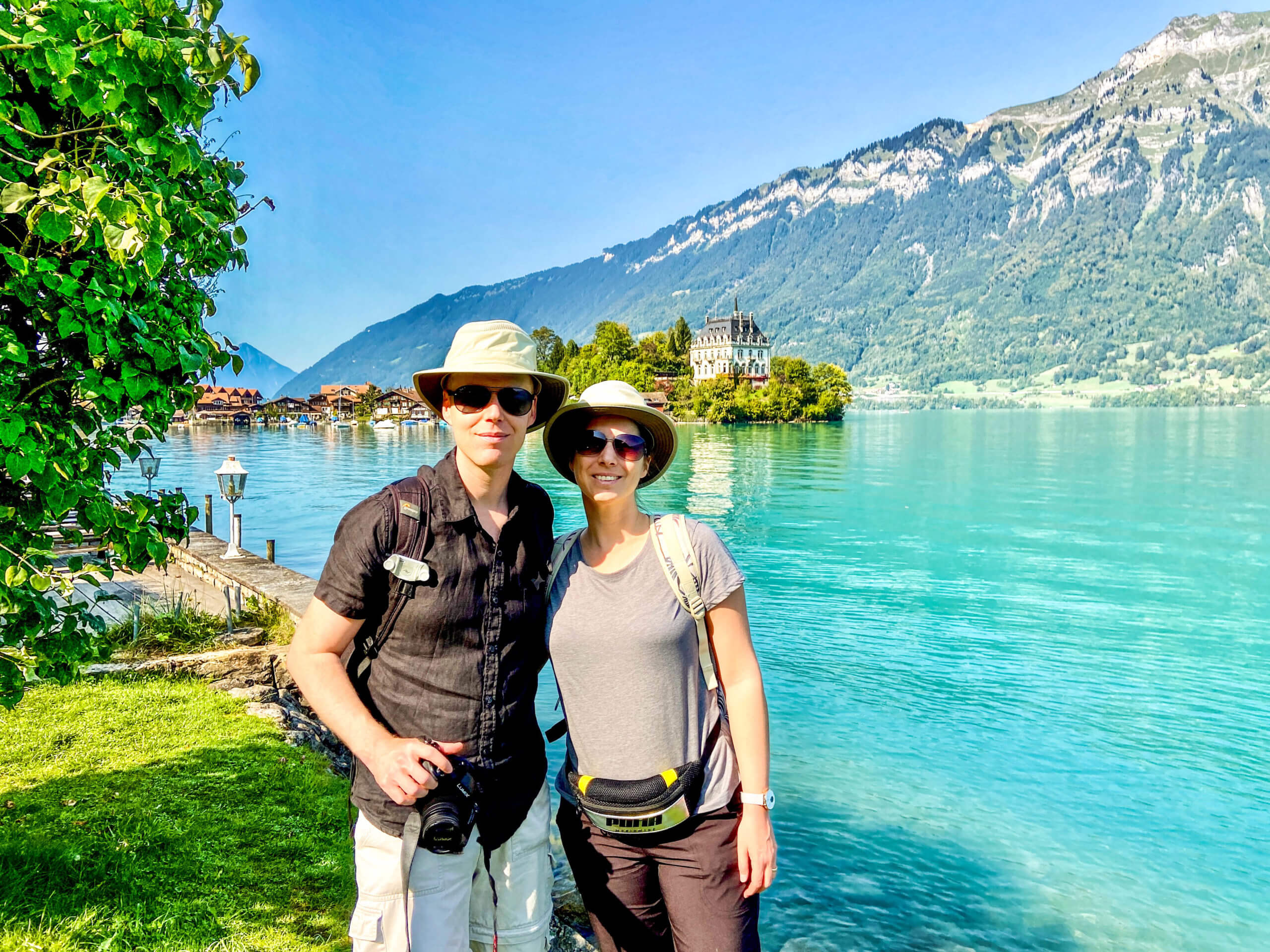 Iseltwald devant Château de Seeburg Lac de Brienz
