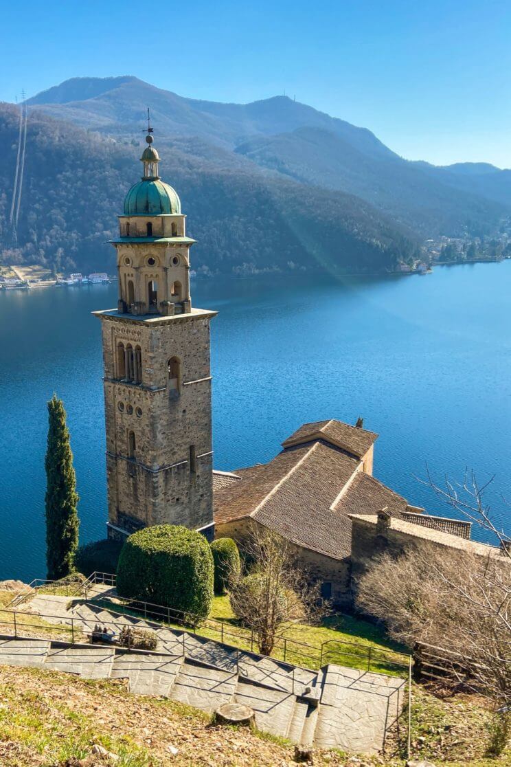 Morcote et église Santa Maria del Sasso