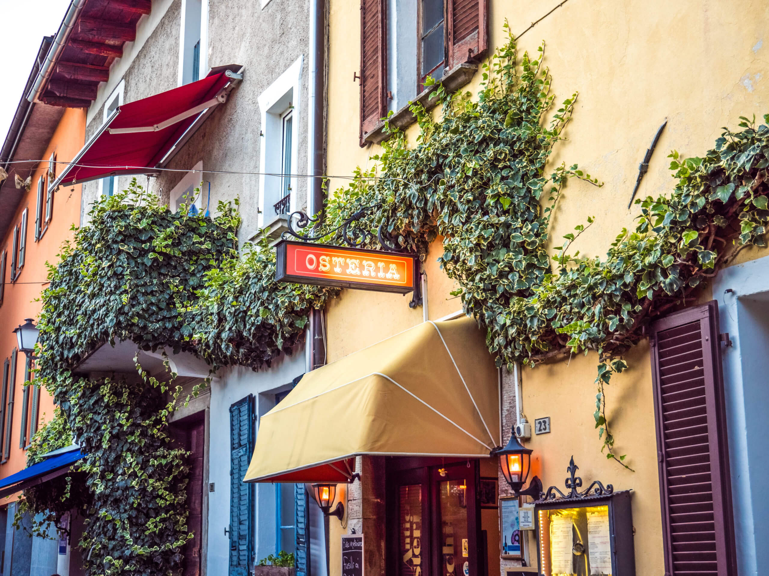 Façade Ascona à voir près de Locarno Suisse
